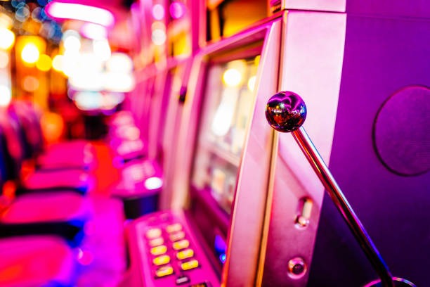 Dream Gaming table lobby showing available blackjack and roulette tables with betting limits